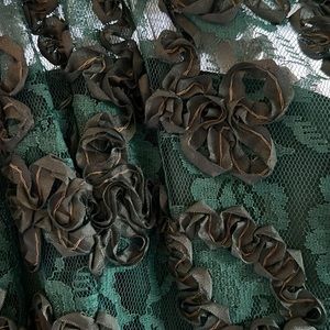 Exquisite vintage Norman Hartnell (the Queen’s favorite dressmaker) 1950’s gown.